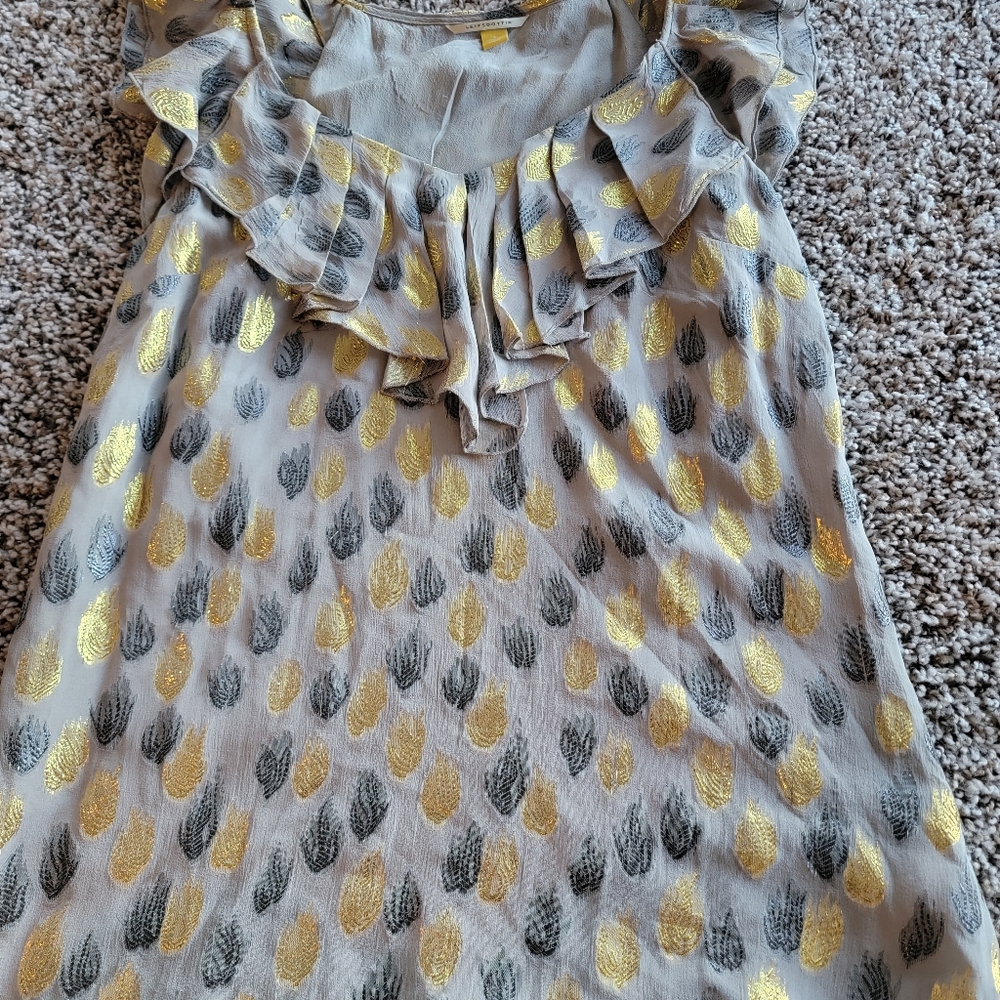 Gray and gold Leifsdottir top